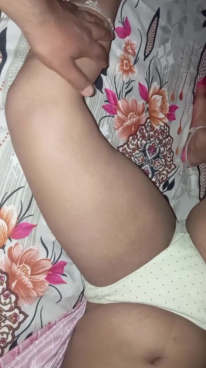 Manjushukla: Figura sexy de Bhabhi Ji.