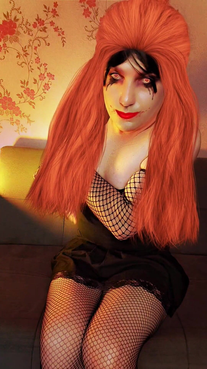 Kitty_Cross: Horror8c Destul de ladyboy corp dulce super candy efeminat iubitori...