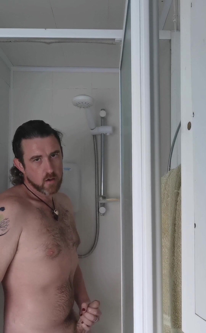 Dirty Talking Guy: Schöne heiße dusche
