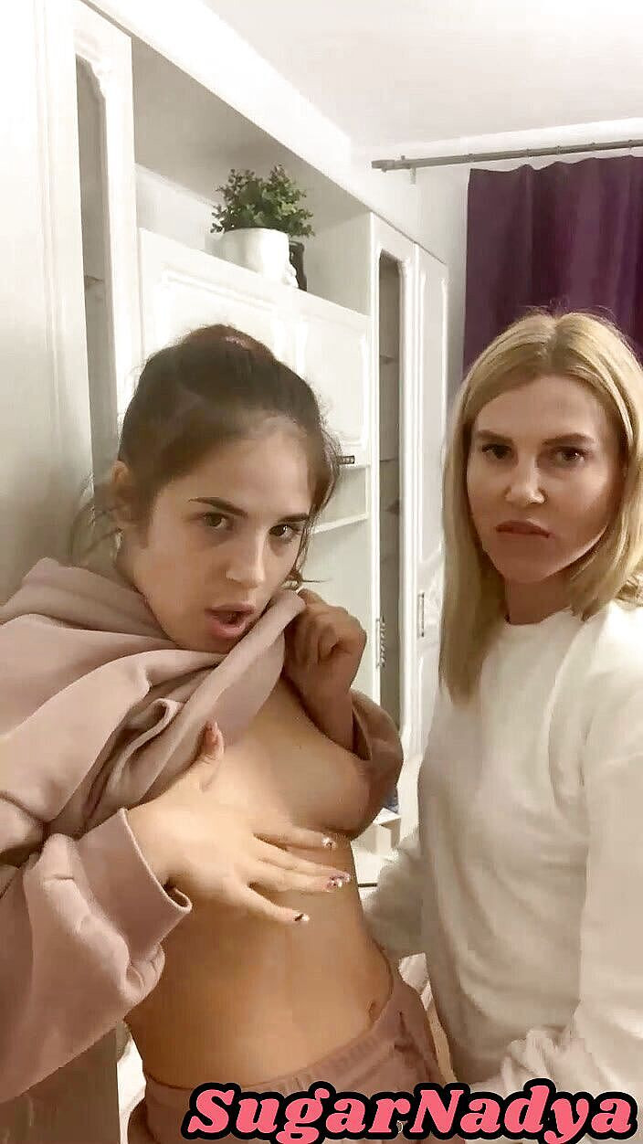 SugarNadya: Festen slutade med att slicka de sexiga RitaFoxs bröst