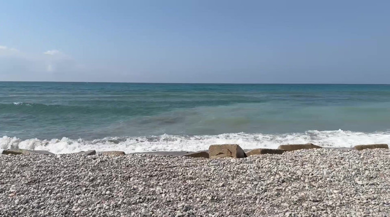 Complete videos of Sofia Sweetsecrett: Hardcore-sex Am Strand Mit Einer Kolumbianerin