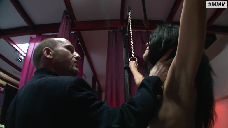 German BDSM MMV: Alemana milf bdsm - látigo duro