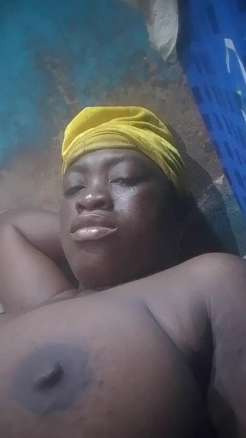 Oladi plenty tv: Un caldo pomeriggio sessuale con la mia ragazza