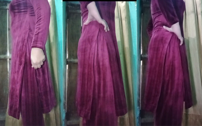 Gaurisissy: Индийский транссексуал Gaurisissy Выглядящий сексуально в розовом Salwar Kurta, похожий на шлюху-домохозяйку