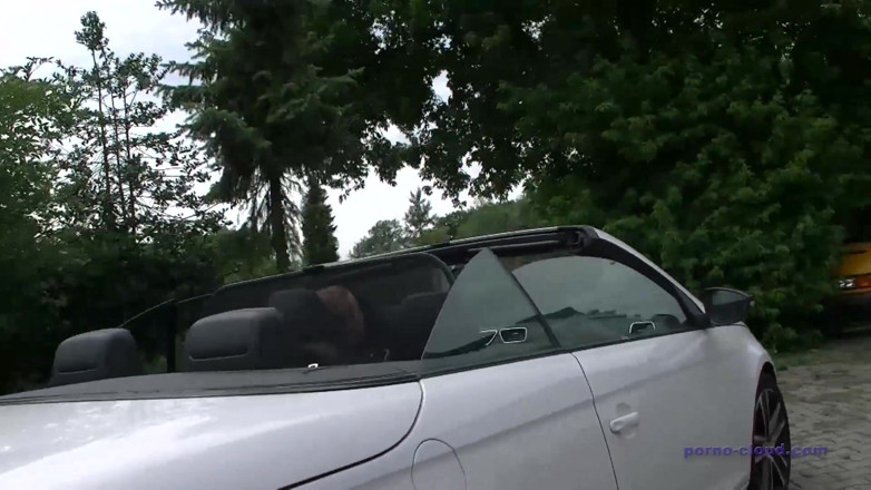 Porno Cloud: Avant de vendre une voiture, dépenser le corps