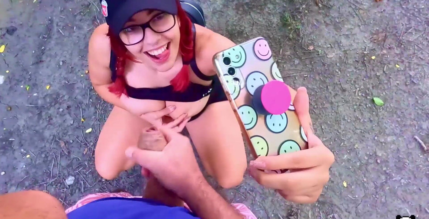 Radio Porno Panda: J'ai fait un appel vidéo spécial, des choses très secrètes à...