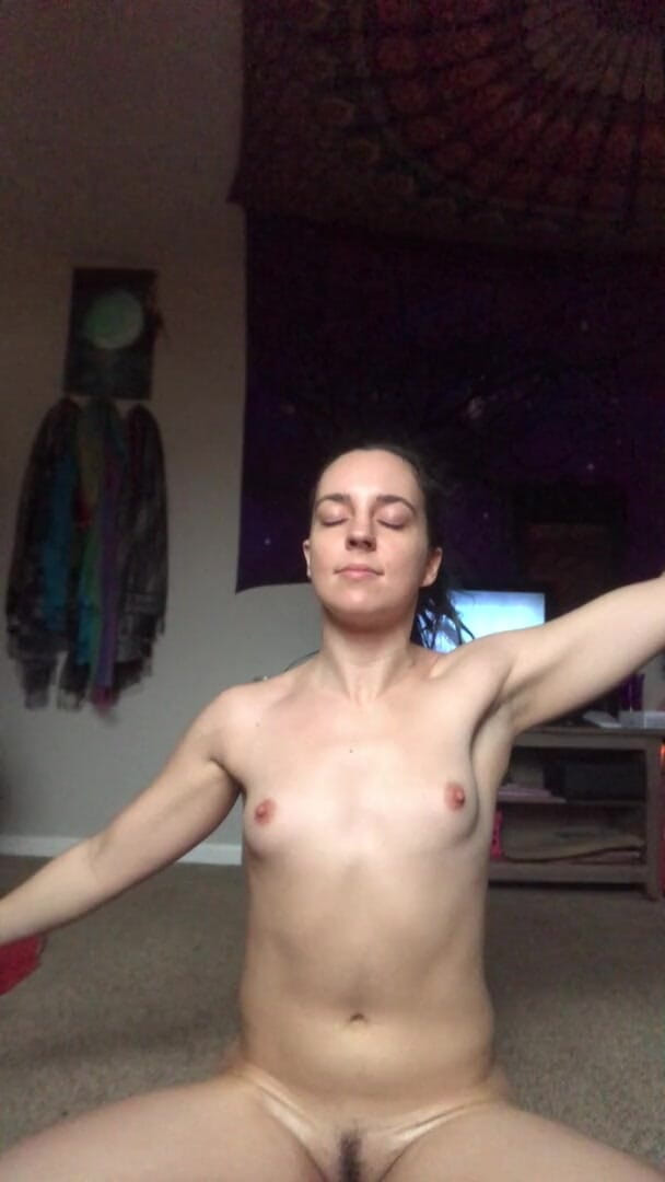 Erotixxx Alchemy: Mírame hacer yoga desnuda