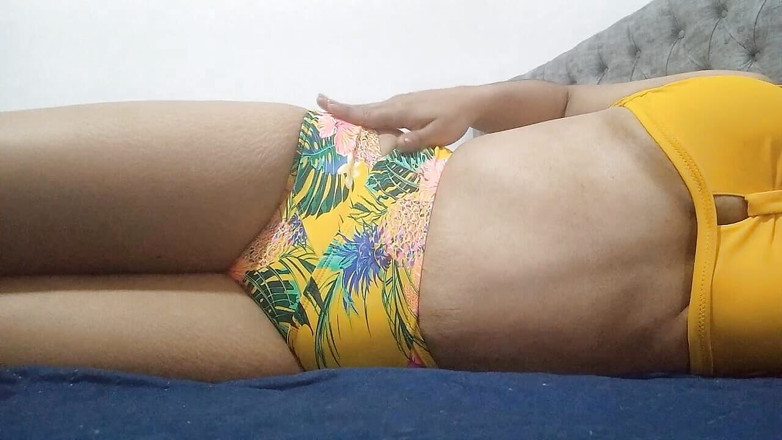 PATY PATY: La chatte étroite et riche et magnifique de sa belle-fille s’exhibe...