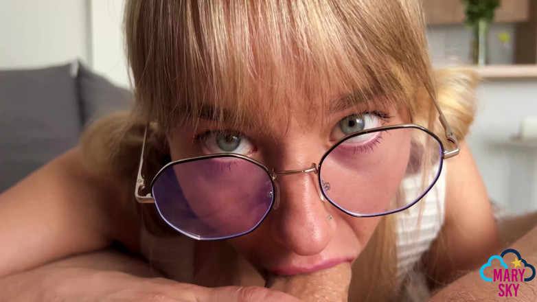 Mary_Sky: 堕落的家庭！第一人称视角：继女通过性感口交考试。