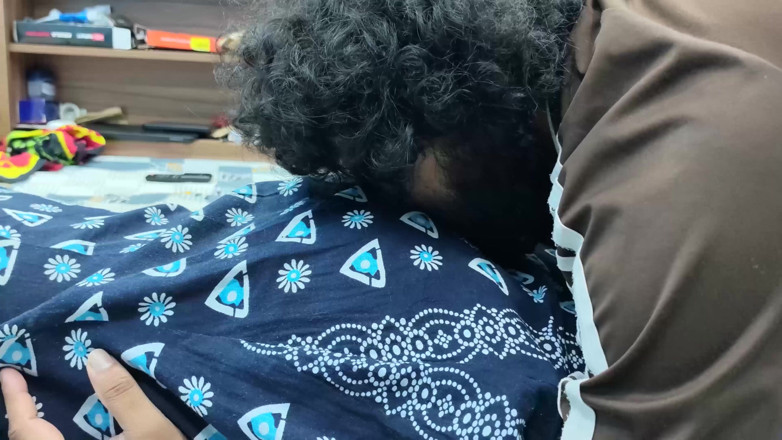 Vaigavarun45: Ciuman pantat dan pantat panas menjilat percintaan pasangan desi