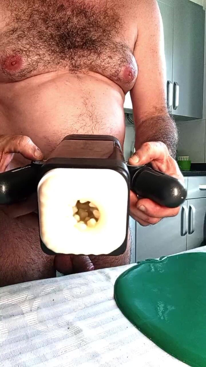 Xauencaliente: Gordito Con Pollon Grande Y Gordo, Follando Mi Culito Con...