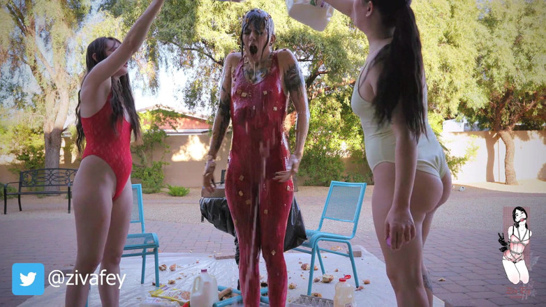 Ziva Fey: Ziva Fey - WAM Bratty domina frühstück mit Larzstord und Ruby...