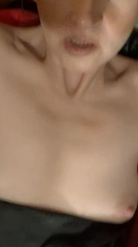 Ahegao seksi pancut ke dalam saya