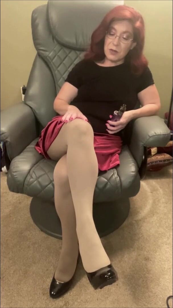 Elianna: Seducción de pies en pantimedias - personalizado