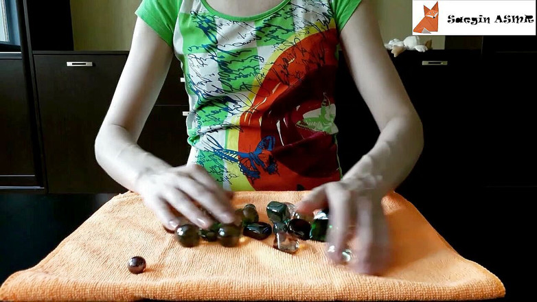 Saegin: 2[ASMR] Kaca marmar dan kerikil (tiada bercakap)