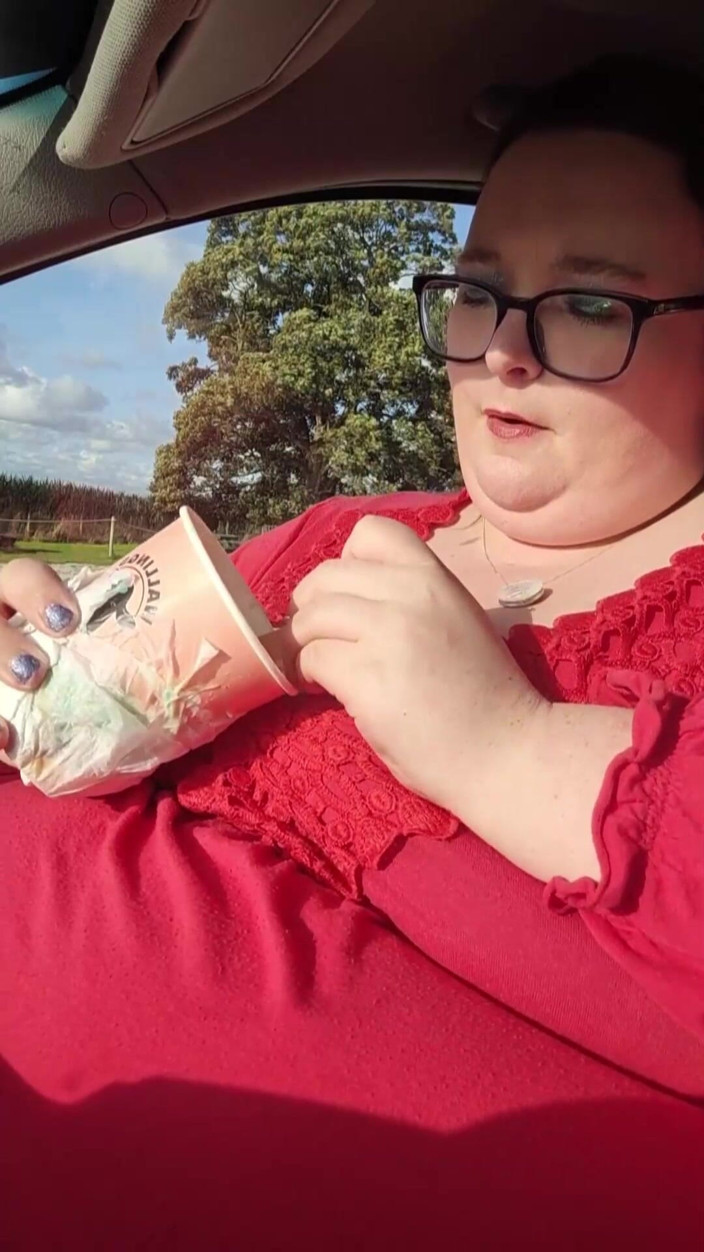 SSBBWLadyBrads: Daha fazla dondurma doldurma ssbbw