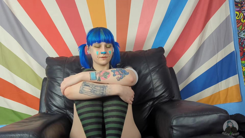 Alice Bean: Clown Extras