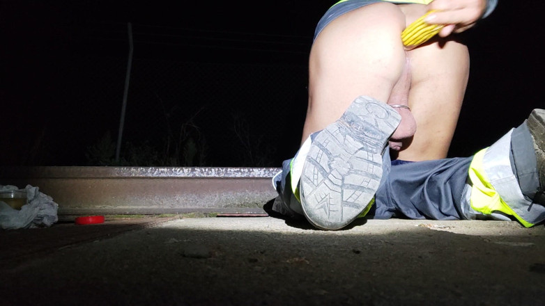 Morbosete000: Beim anal-job mit mais-schwanz