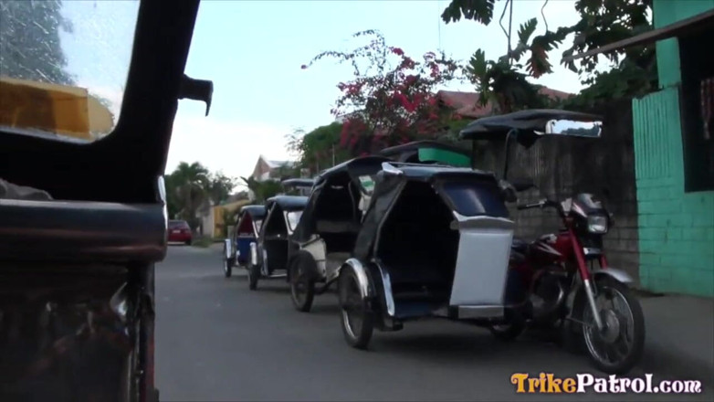 Trike Patrol - Tuk Tuk Patrol: Sexy filipina ama el sexo al azar