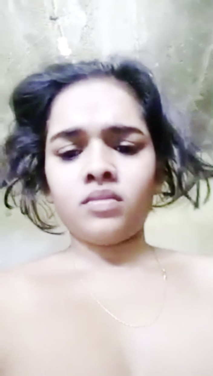 Slmilo: Srilankan Tamil 18-letnia dziewczyna
