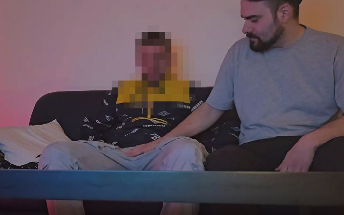AntoGoesHunting: Hetero-typ Von Dating-app Lässt Mich Ihn Lutschen