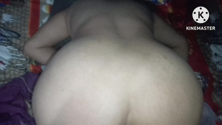 Honey beesex: Дезі хінді, анальний секс, bhabhi ki gand mari tange utha ke bhabhi ne...