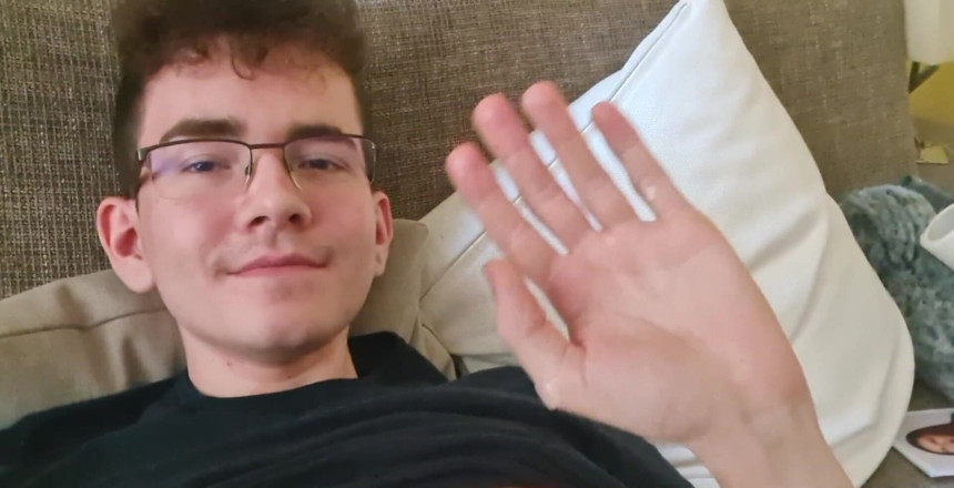 Prettyboi2000x: Ich bin heute so viel gekommen! Es hat sich so...