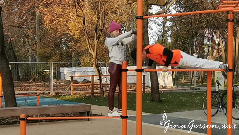 Gina Gerson: 해피 프렌드 하드코어