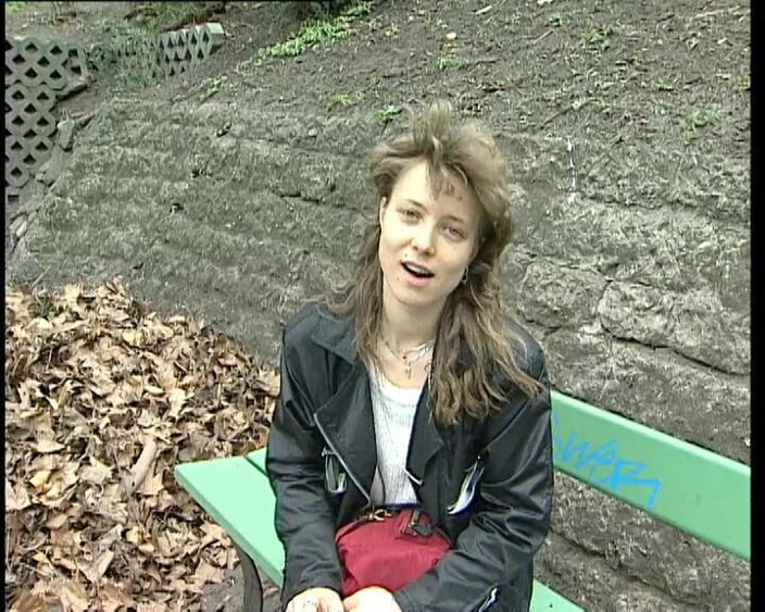 YOUR FIRST PORN: Im Park Angesprochen Joeane Softclip - Joeane a fost abordat în parc