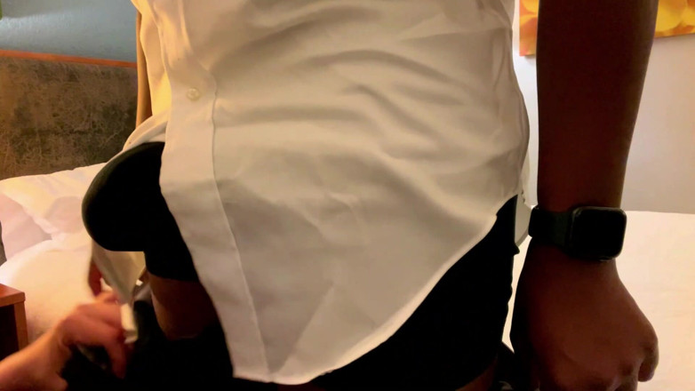 Flight Attendant Fiona: Fa fiona rompe la sua regola del numero uno