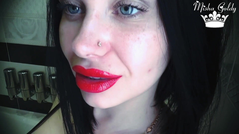 Goddess Misha Goldy: Budete navždy součástí mého krásného těla! Lížu fetiš!