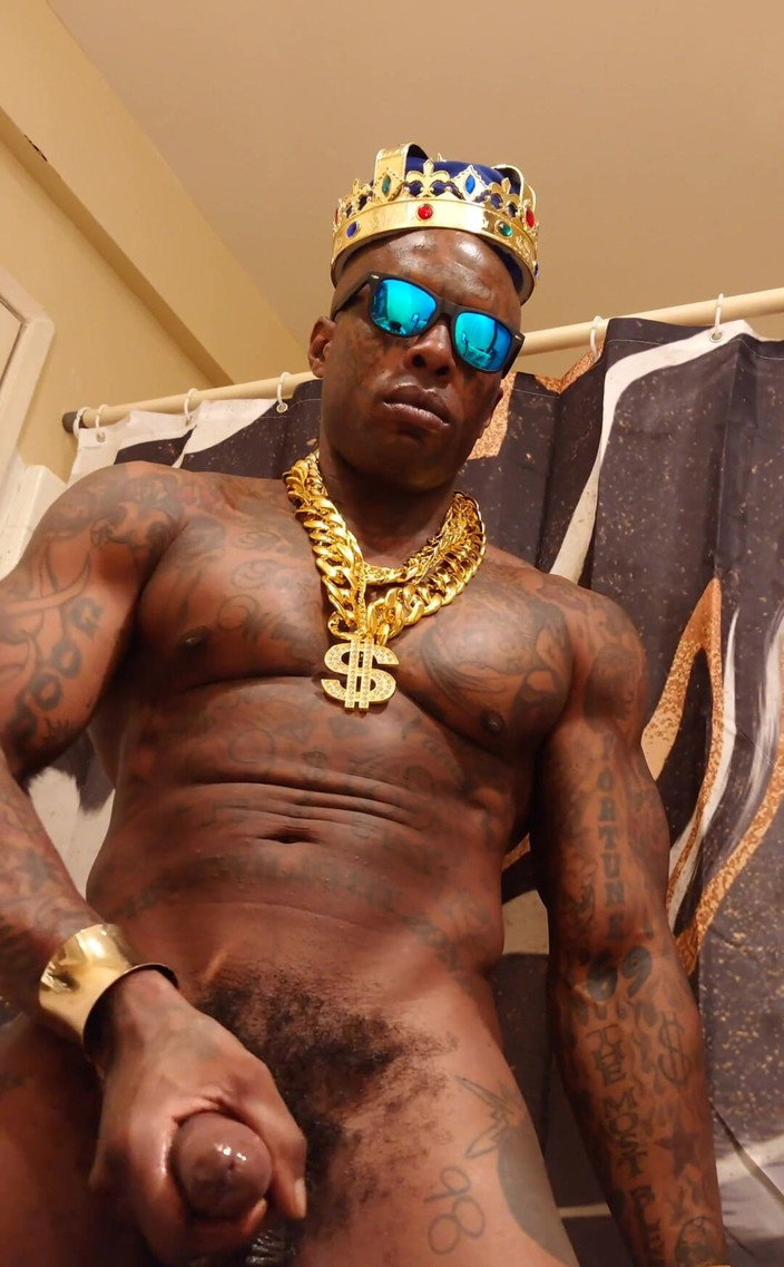 Hallelujah Johnson: Tall Dark Chocolate Muscles Tattoos Hairy BBC Hallelujah Johnson Masturbation