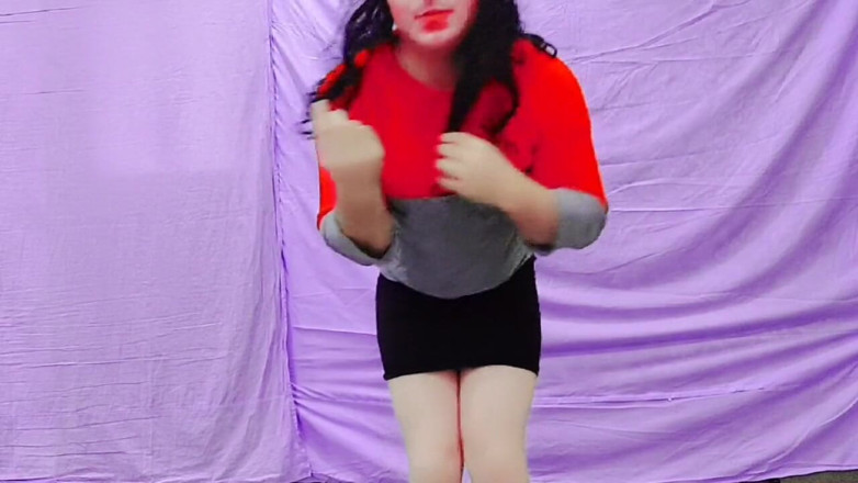 Kitty_Cross: Cosplayer penari musik seksi babysitter ladyboy