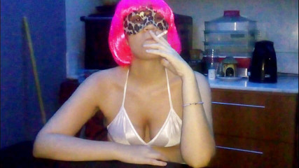 Sexoamateur: Merokok cigarrettes