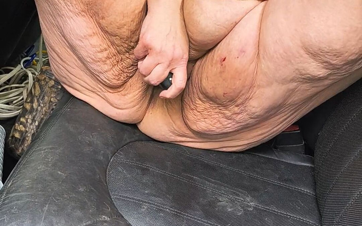 HerculesnVENUS: Si Dia membawa pelacur jalangnya ke hutan di tempat duduk...