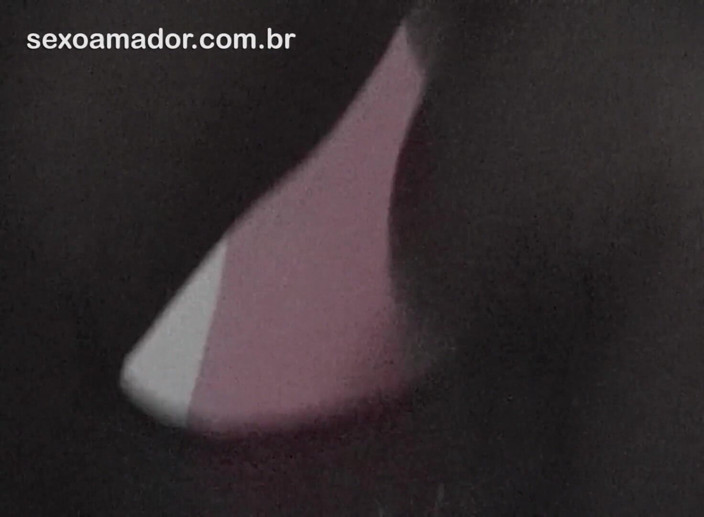 Amateurs videos: Brasilianische frau mit dickem arsch fickt geil