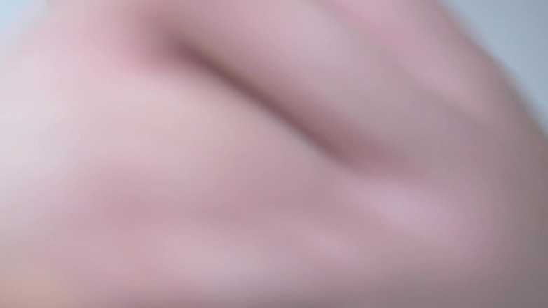 Sasha Curves: Przyrodnia siostra Giantess znajduje swoją kryjówkę