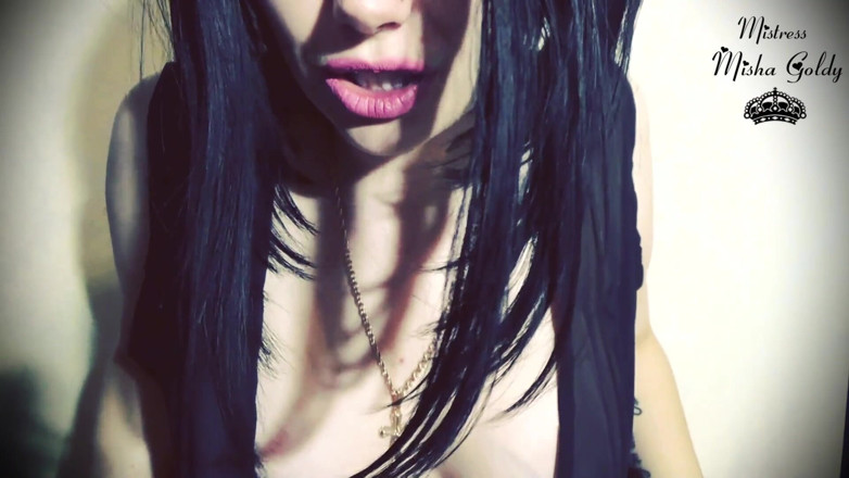 Goddess Misha Goldy: Ruine ta belle-famille pour moi !