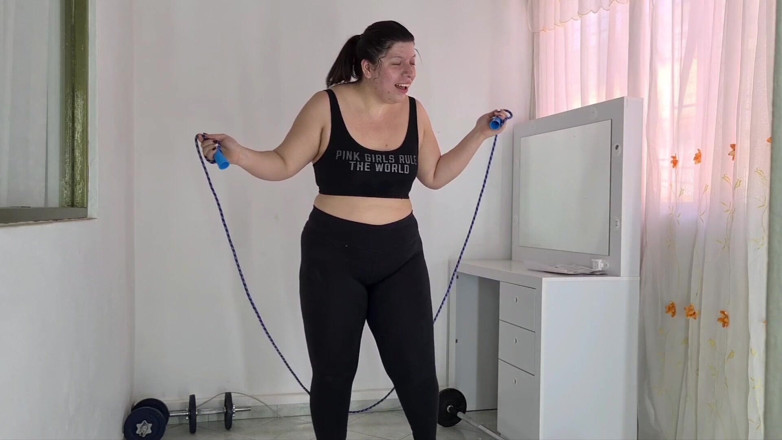 Alice H: Un sacco di sudore