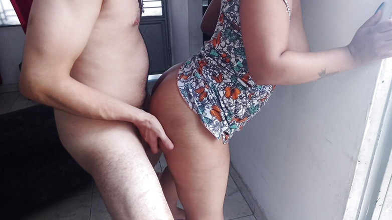 Pikaa6: Les meilleurs seins de ma copine, je leur montre des...