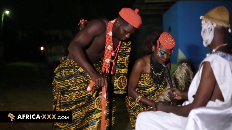 Africa-XXX: Seks intim dengan pelbagai pasangan di Afrika