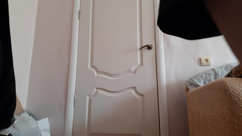 Lesbian-illusion: Mi-am prins profesoara de perete și m-am urcat sub fustă ei...