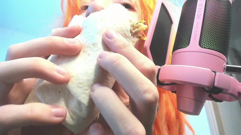 Skinny_lady69: ASmr cibo labbra denti fetish