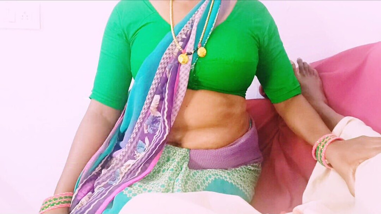Telugu honey lips: Une femme de ménage indienne se fait baiser par son...