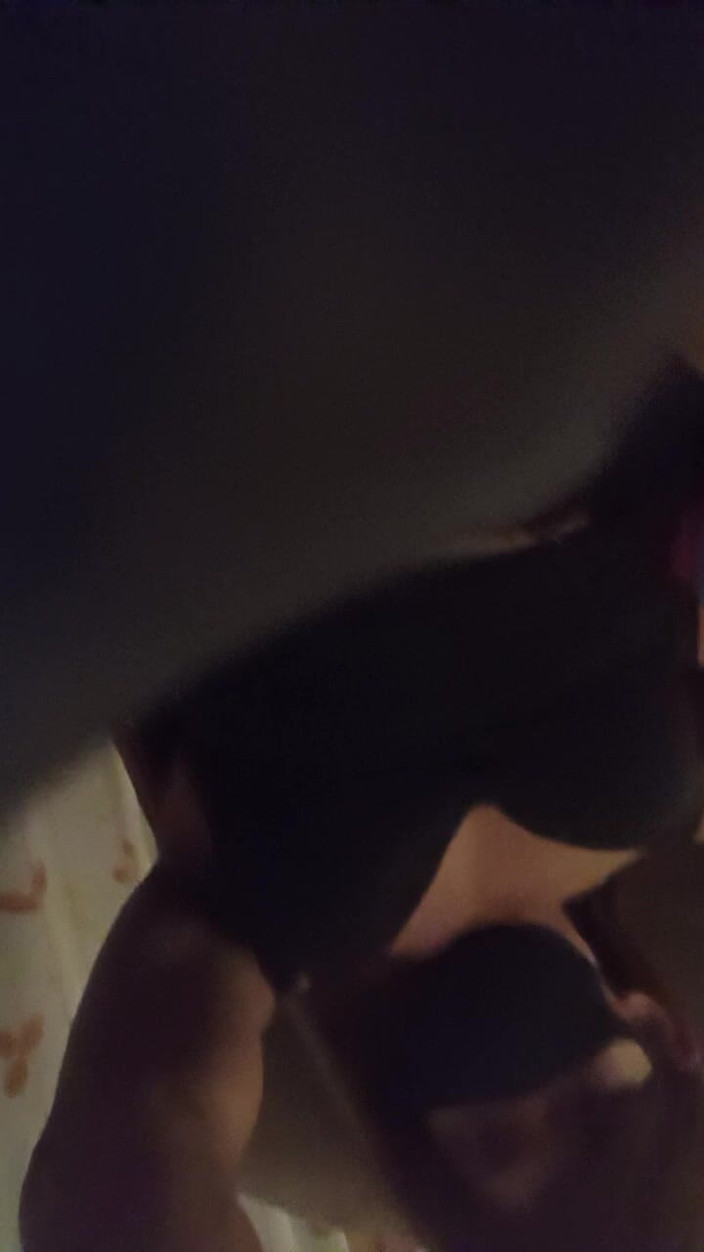 TS Nicky: 寻求训练变装者