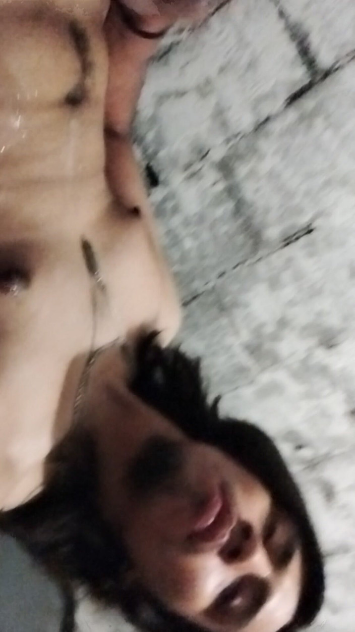 AlexAlejandro13: Air liur super terangsang