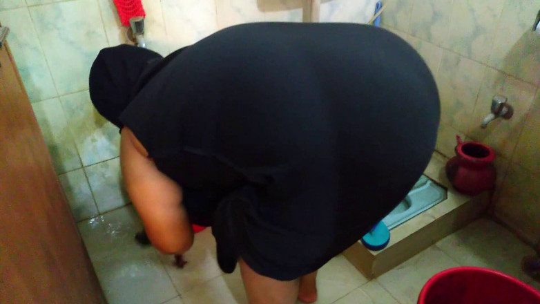 Aria Mia: Tabu: fodendo minha linda milf saudita, enorme bunda da madrasta...