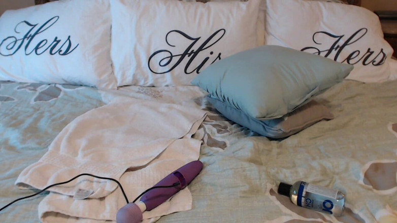 Anna Bell Peaks: Anna Bell Peaks tiene orgasmos múltiples
