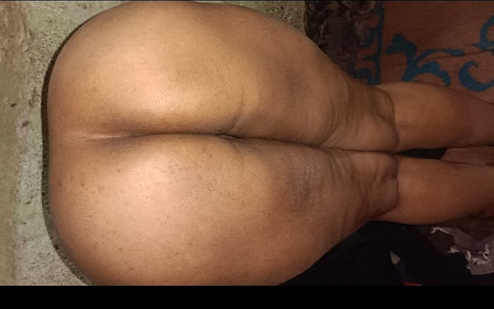Queen4desi: Ma belle-sœur sexy se fait baiser en levrette queen4desi