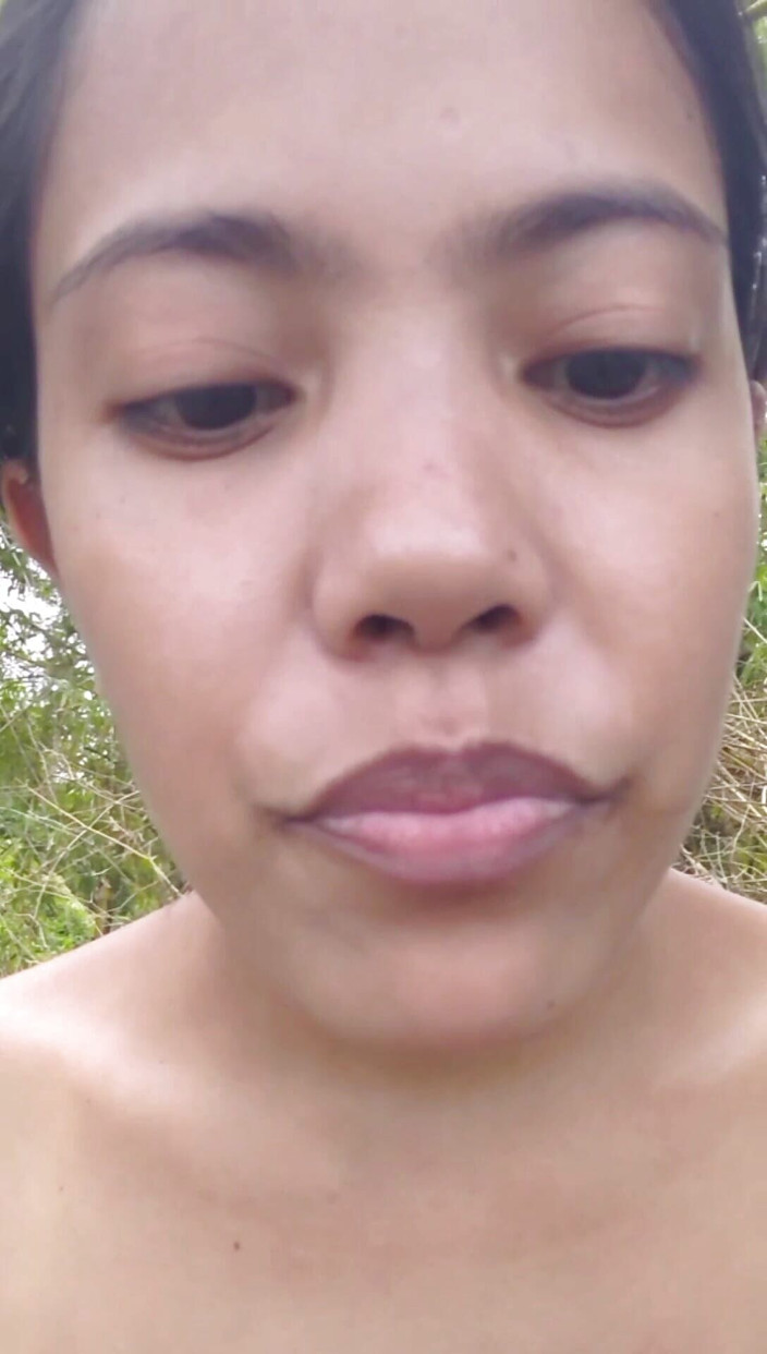 Pinoy_Nudist: Momentos de masturbação da minha esposa filipina